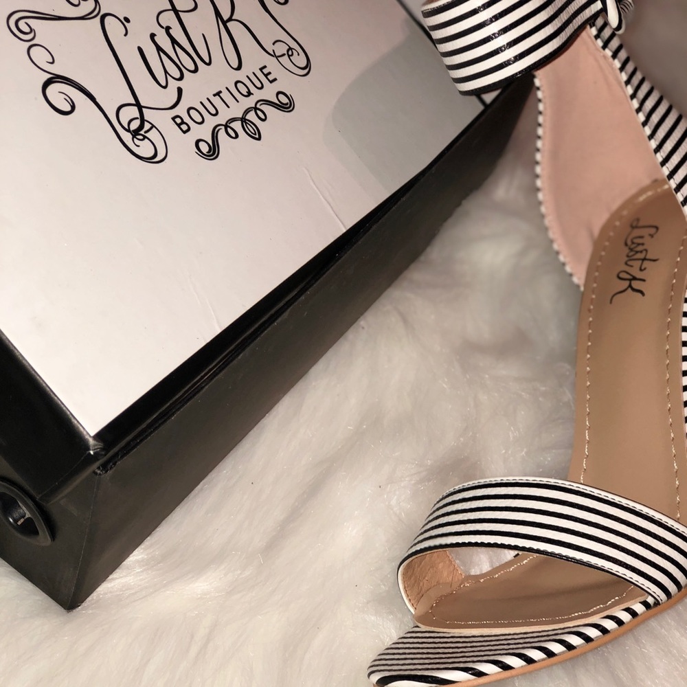 Heels - Picture 5 of 8